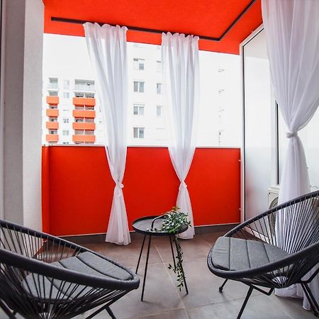 Trendy Apartment Near City Center 오라데아 외부 사진