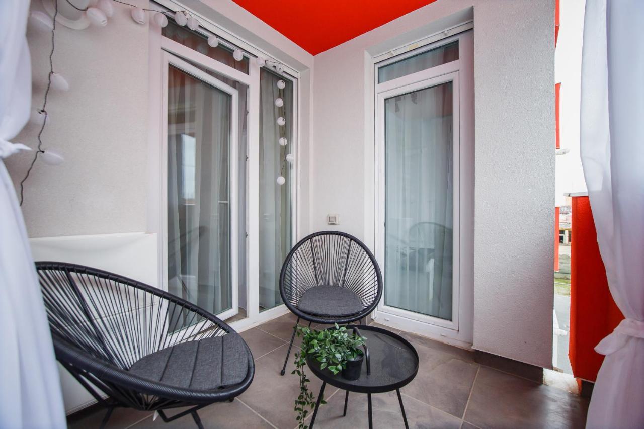 Trendy Apartment Near City Center 오라데아 외부 사진