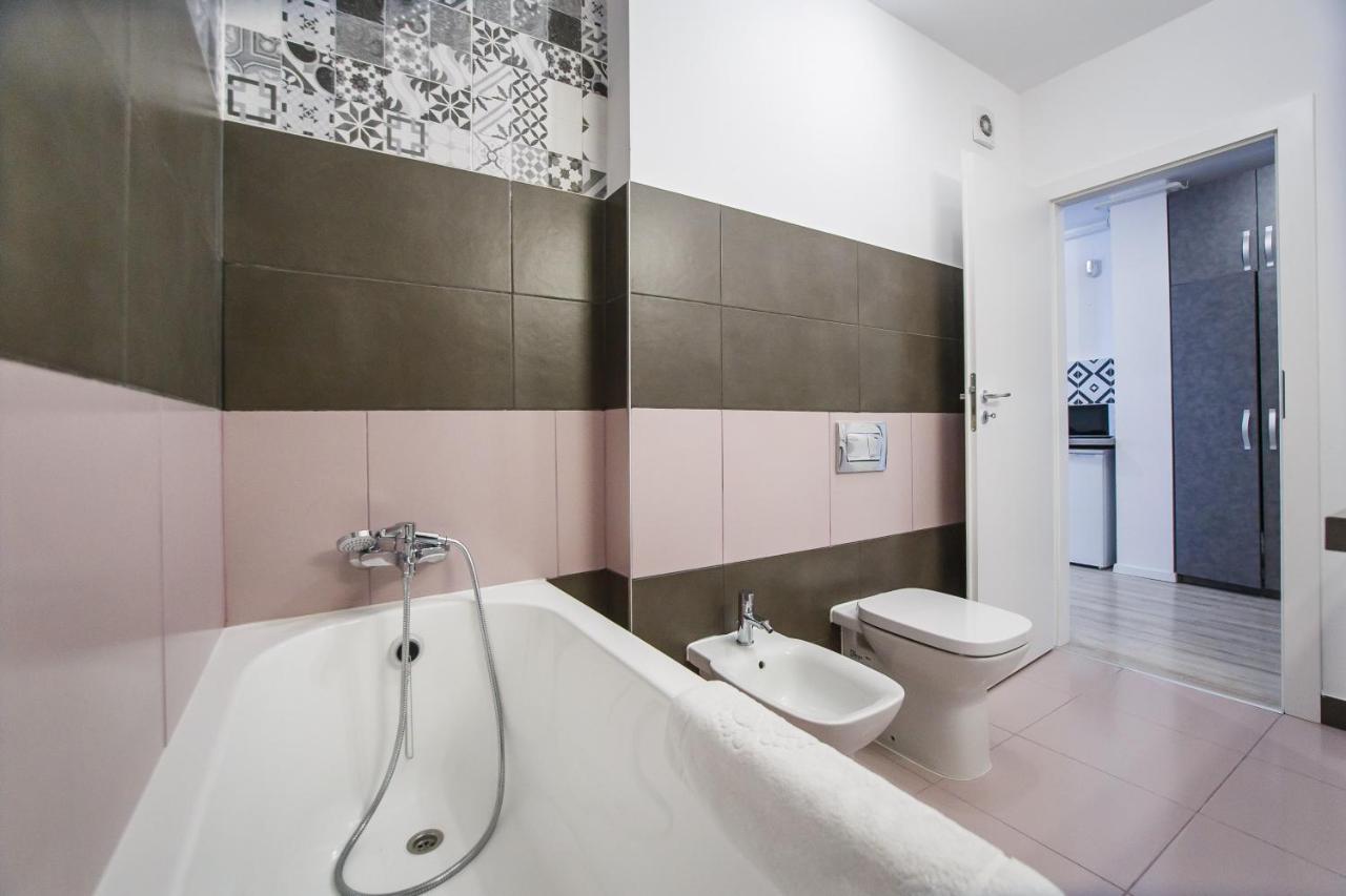 Trendy Apartment Near City Center 오라데아 외부 사진