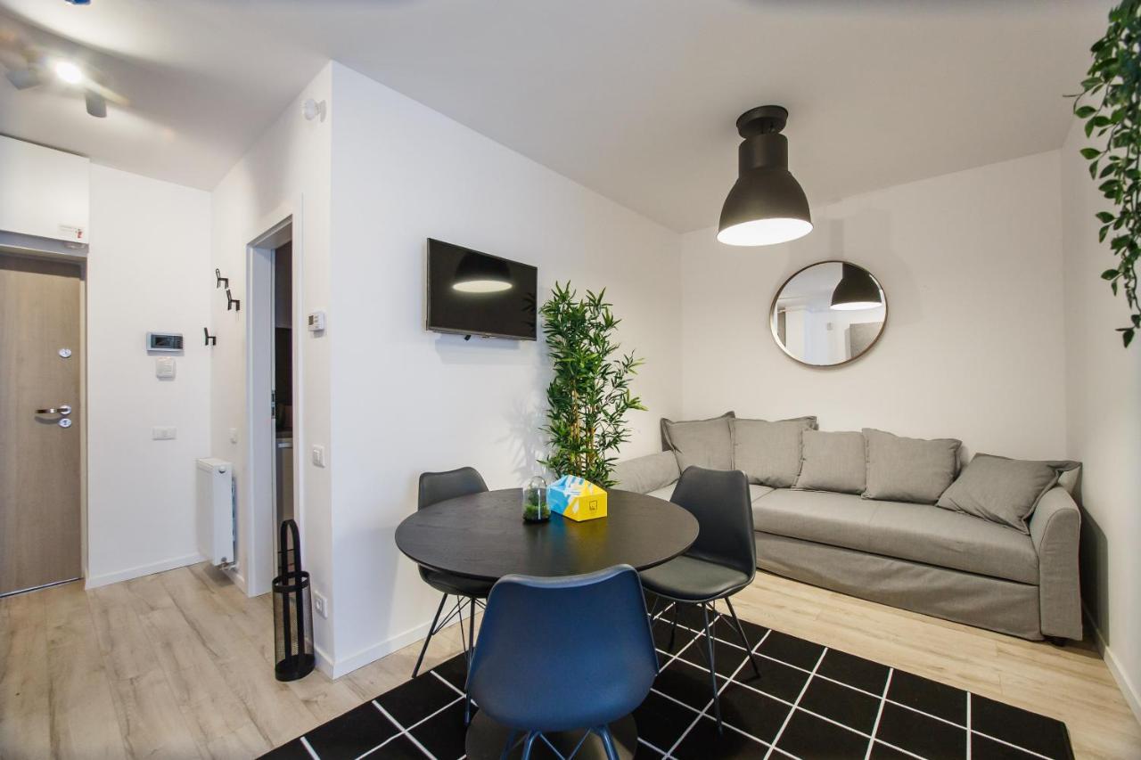 Trendy Apartment Near City Center 오라데아 외부 사진